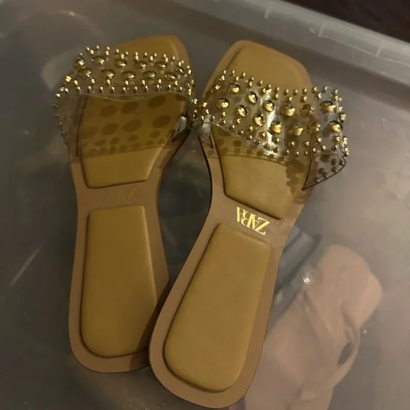 BRAND NEW Zara Gold Studded Slides - Size 10 (EU 41) - Picture 3 of 4